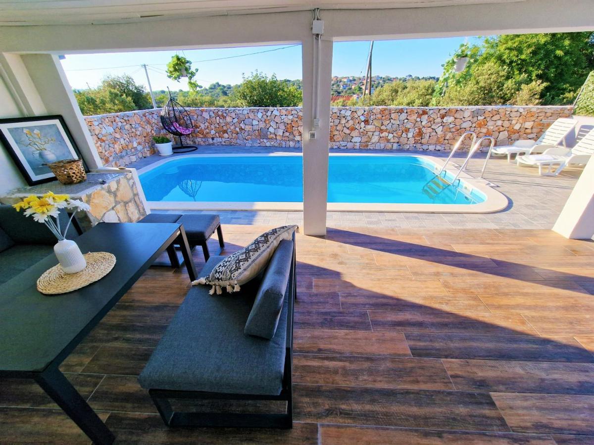Anas Lagoon Holiday House With Pool At Azure Beach Mali Drvenik Exterior photo